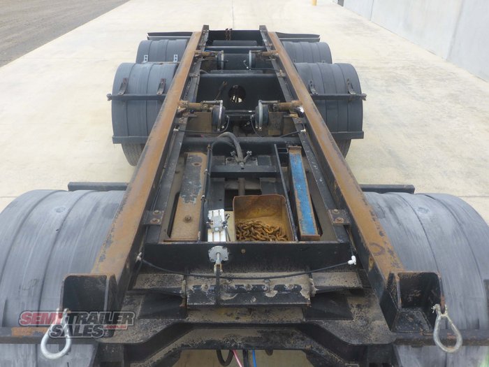 2006 Chris's Body Builders 3 Axle Bin Dog Trailer