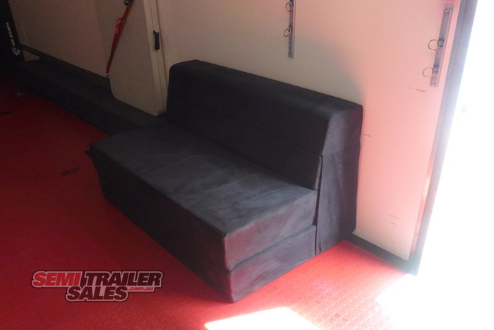 2013 Motorsport 5th Wheel Transporter