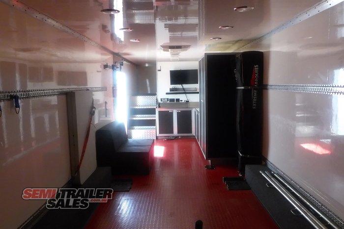 2013 Motorsport 5th Wheel Transporter