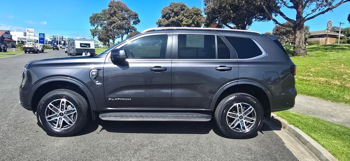 2022 Ford Everest Platinum