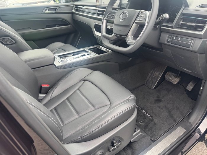 2025 SSANGYONG REXTON