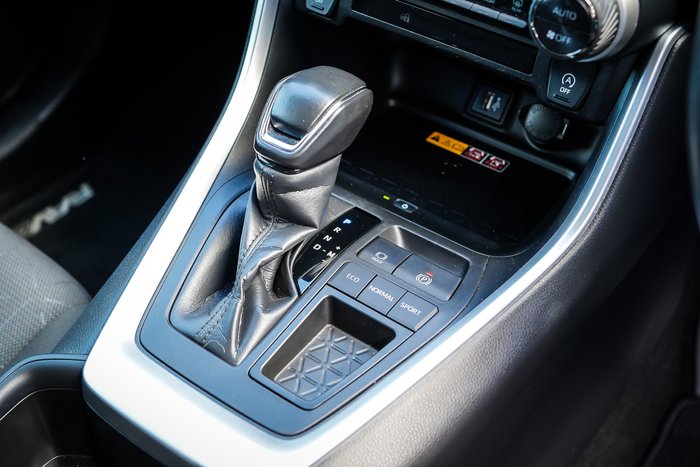 2024 Toyota RAV4 GXL-2WD