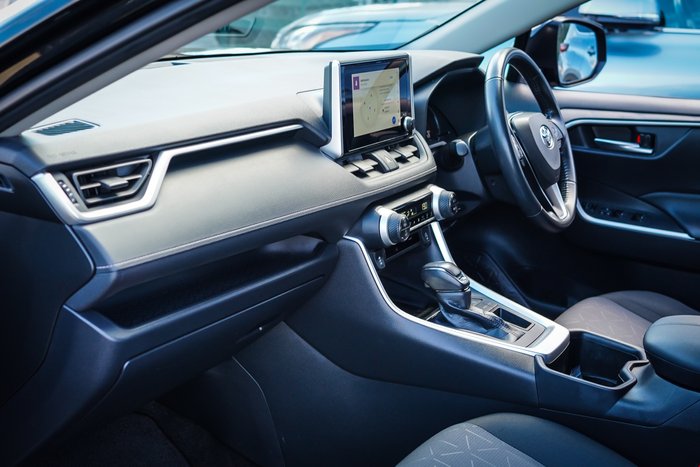 2024 Toyota RAV4 GXL-2WD