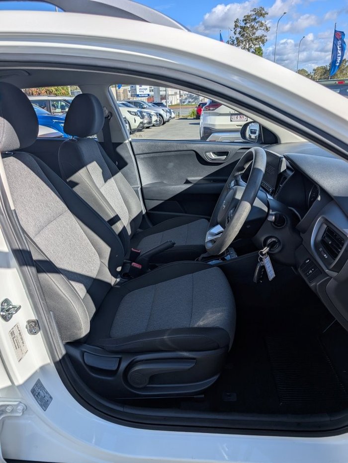 2024 KIA STONIC YB