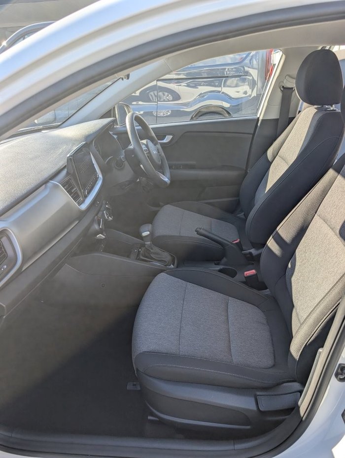 2024 KIA STONIC YB