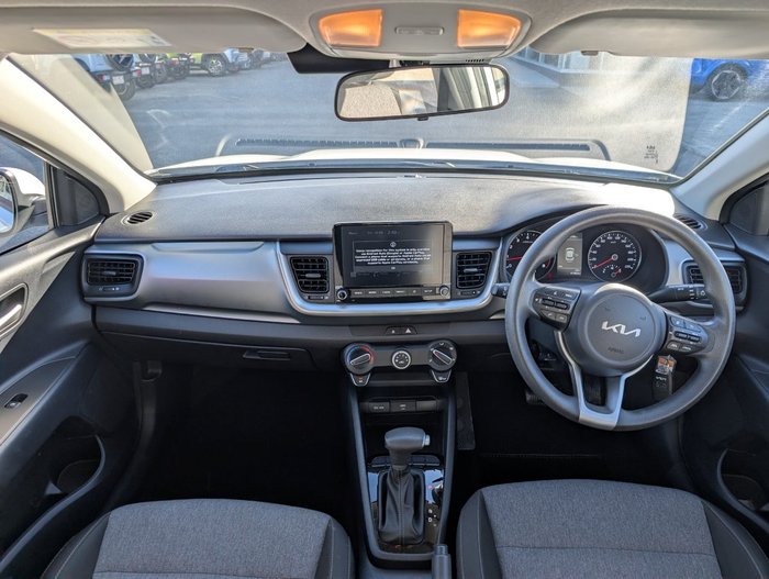 2024 KIA STONIC YB
