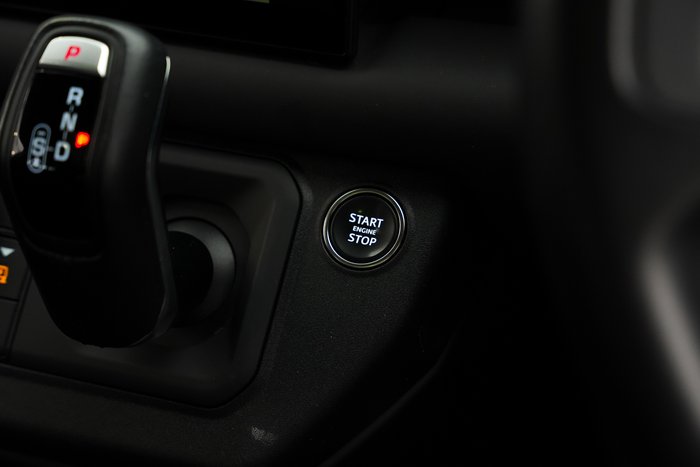 2023 Land Rover Defender 110 D300 X-Dynamic HSE
