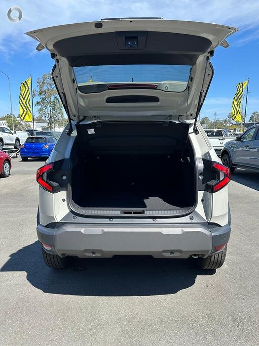 2025 RENAULT DUSTER TECHNO