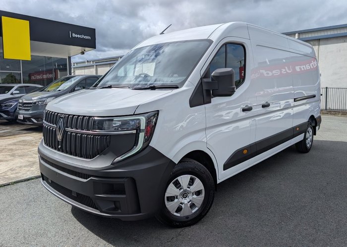 2026 RENAULT MASTER LWB
