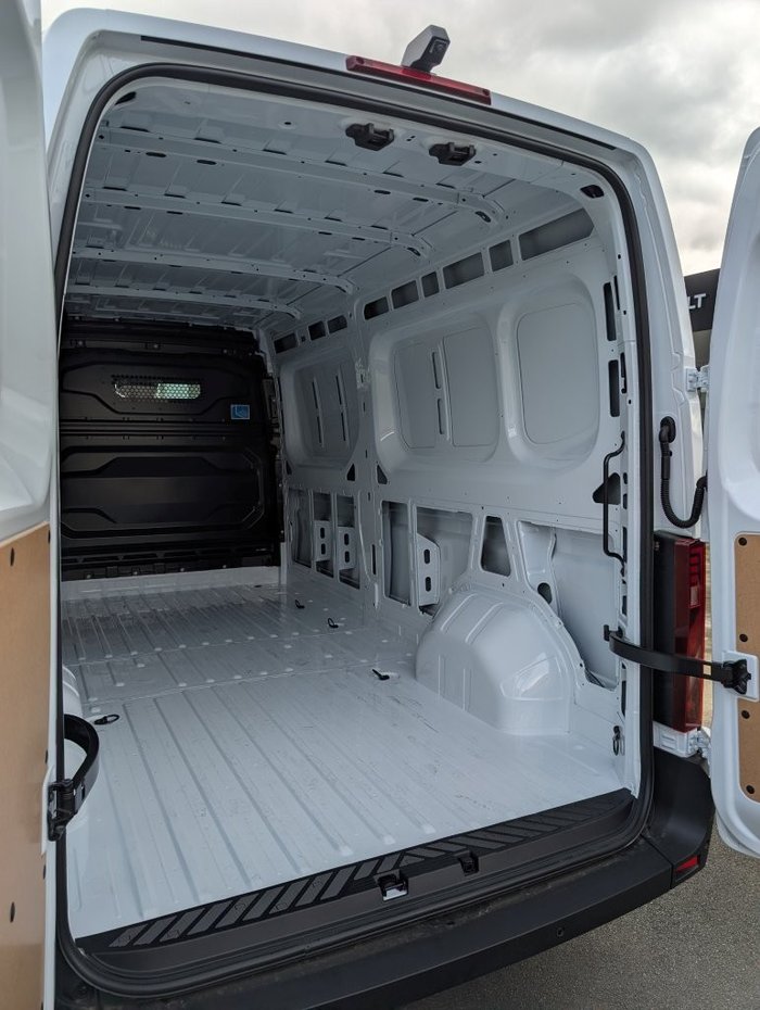 2026 RENAULT MASTER LWB