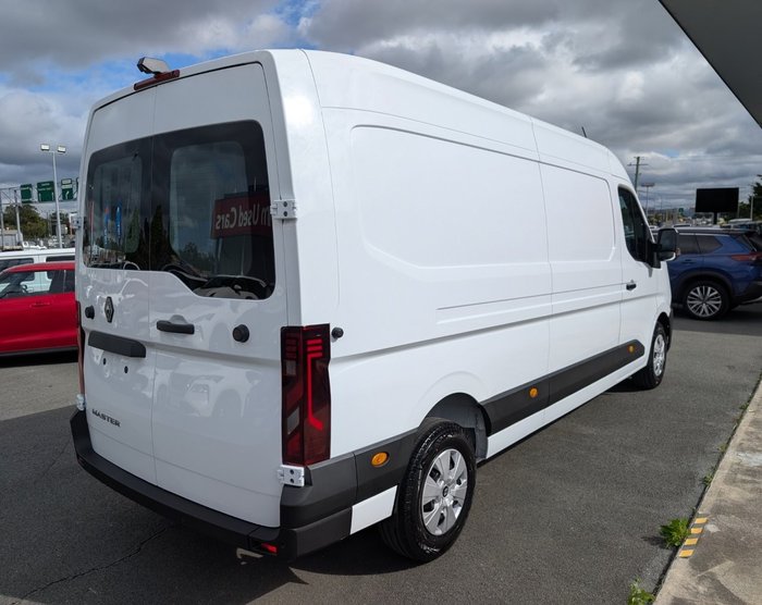 2026 RENAULT MASTER LWB