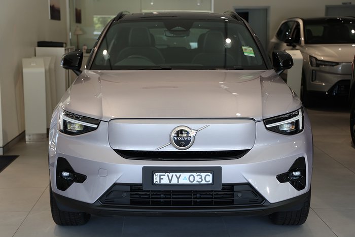 2025 Volvo EX40 Ultra Single Motor Extended Range