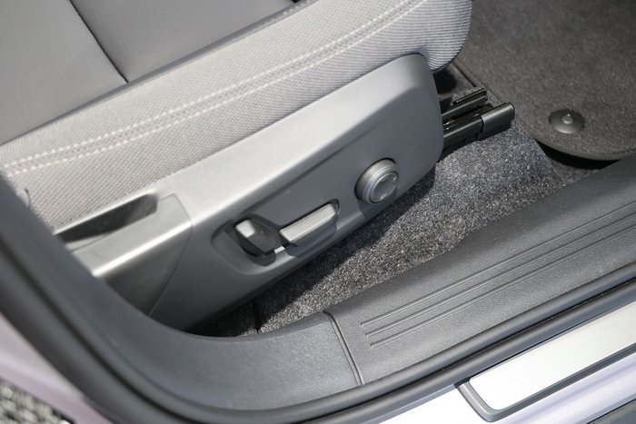 2025 Volvo EX40 Ultra Single Motor Extended Range