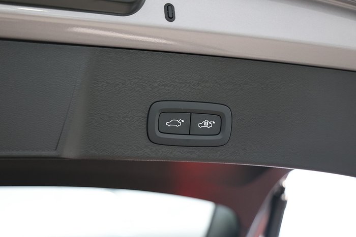 2025 Volvo EX40 Ultra Single Motor Extended Range