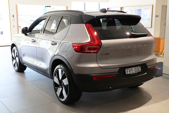 2025 Volvo EX40 Ultra Single Motor Extended Range