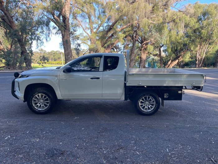 2021 Mitsubishi Triton