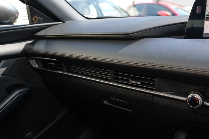 2025 Mazda 3 G20 Pure