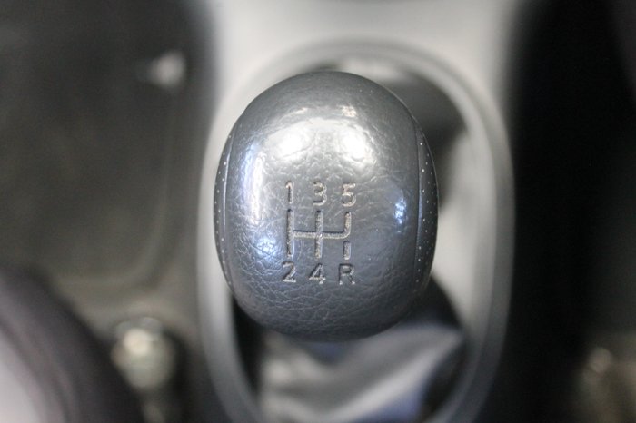 2011 Nissan Micra ST-L