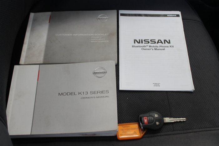 2011 Nissan Micra ST-L