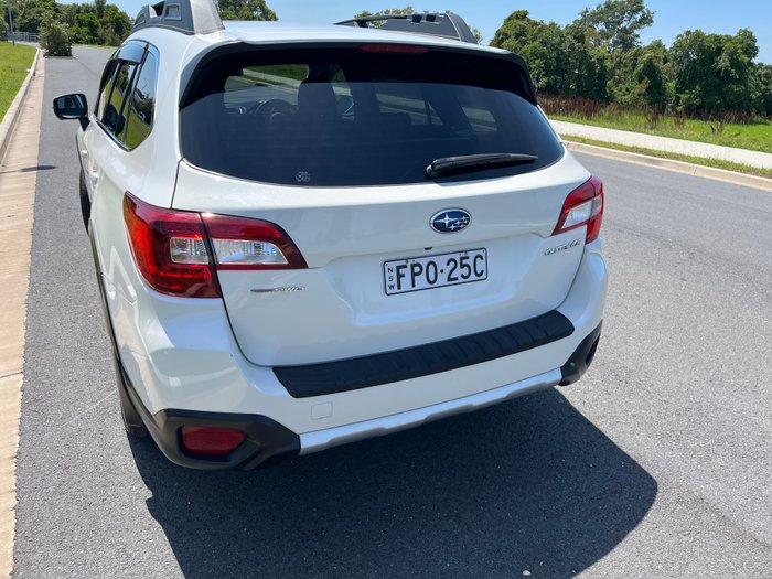 2019 SUBARU OUTBACK 2.5i PREMIUM AWD