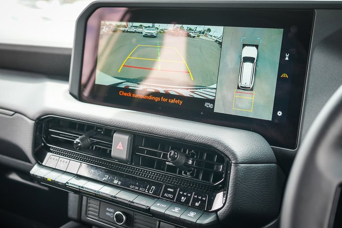 2025 Toyota PRADO GXL