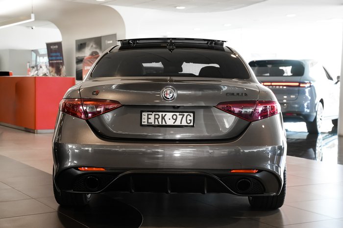 2021 Alfa Romeo Giulia Veloce