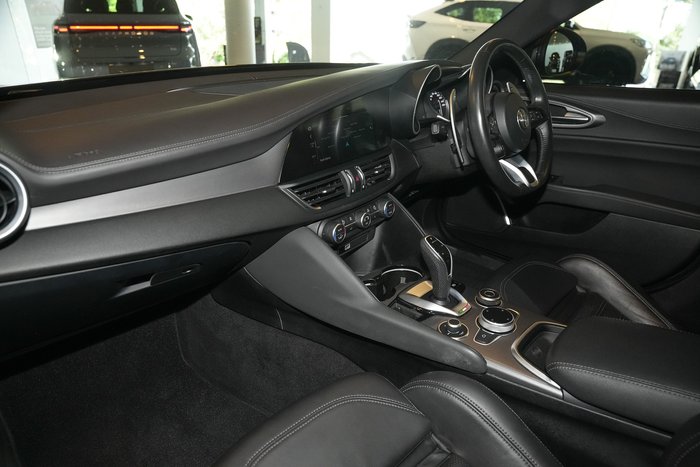 2021 Alfa Romeo Giulia Veloce