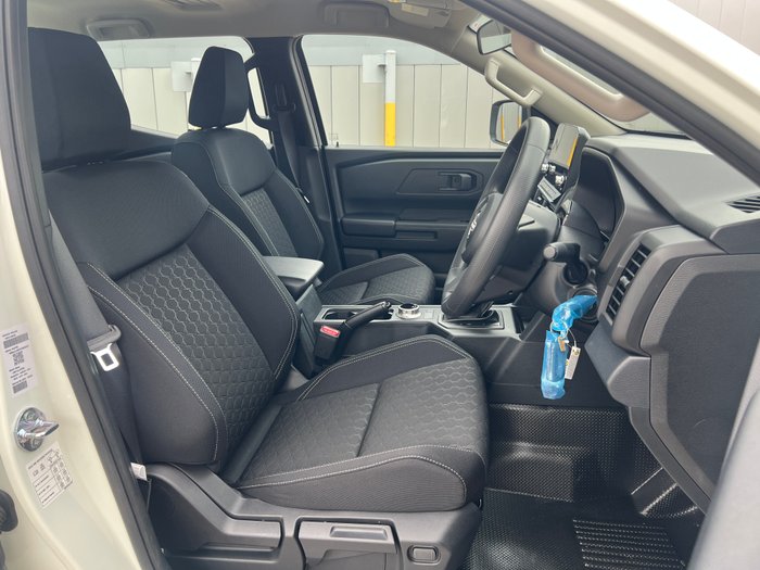 2026 Nissan Navara SL