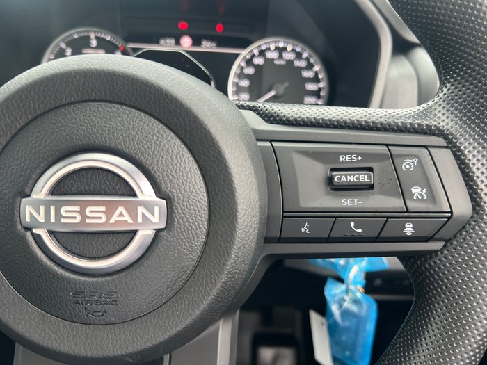 2026 Nissan Navara SL