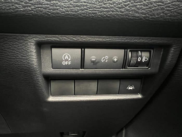 2026 Nissan Navara SL