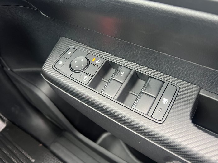 2026 Nissan Navara SL