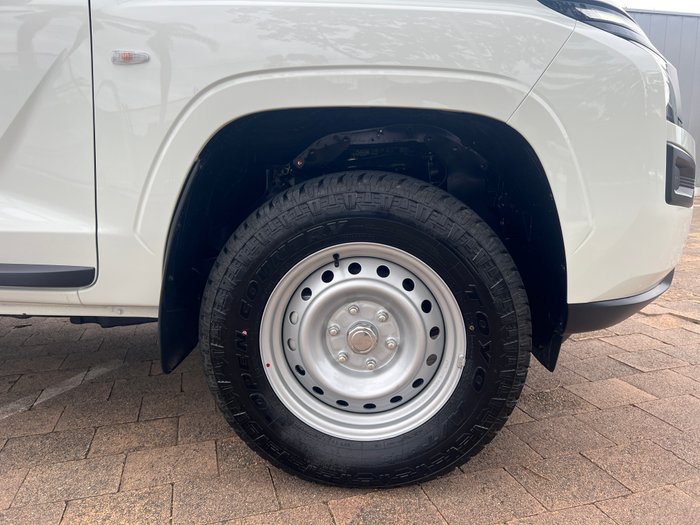 2026 Nissan Navara SL