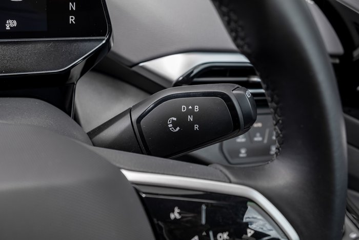 2025 Volkswagen ID.4 Pro