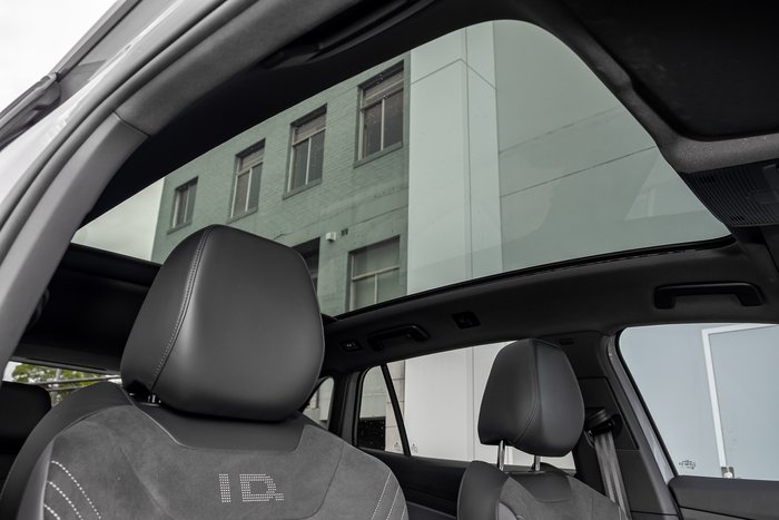 2025 Volkswagen ID.4 Pro