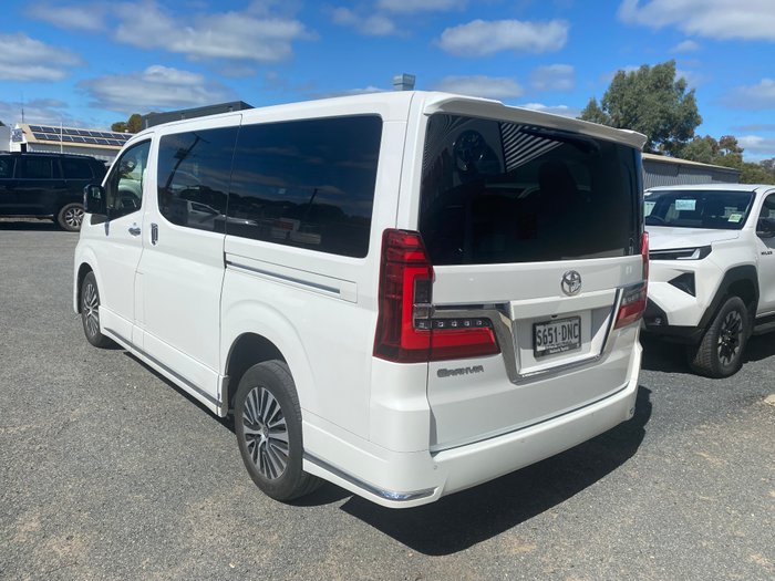 2024 Toyota Granvia