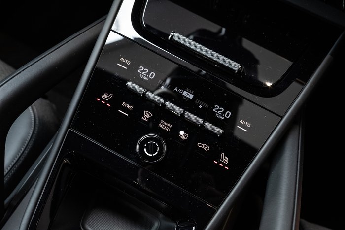 2025 Porsche Cayenne GTS