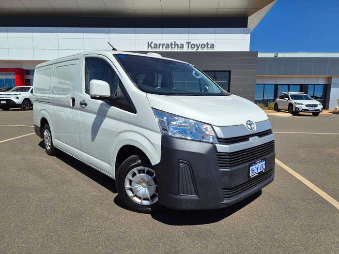 2022 Toyota HIACE