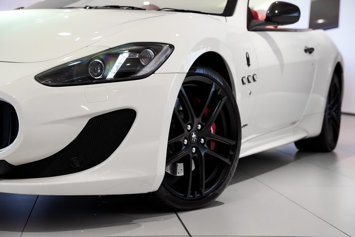2015 Maserati GranCabrio Sport