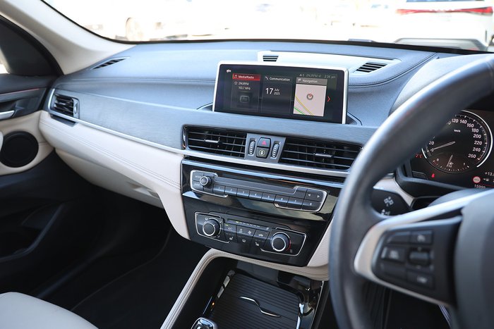 2022 BMW X1 sDRIVE 18i