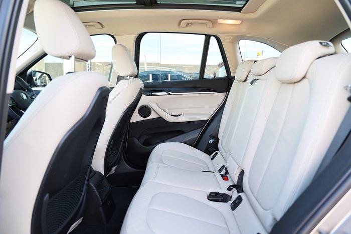 2022 BMW X1 sDRIVE 18i