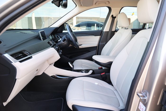 2022 BMW X1 sDRIVE 18i