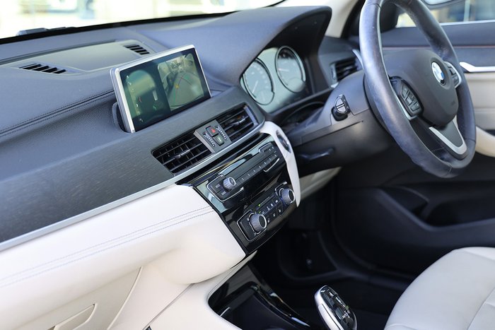 2022 BMW X1 sDRIVE 18i