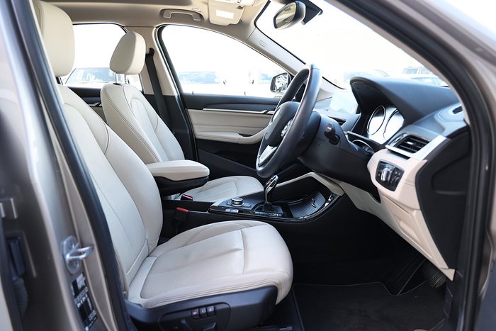 2022 BMW X1 sDRIVE 18i