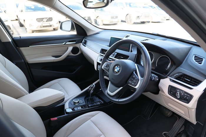 2022 BMW X1 sDRIVE 18i