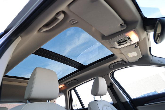 2022 BMW X1 sDRIVE 18i