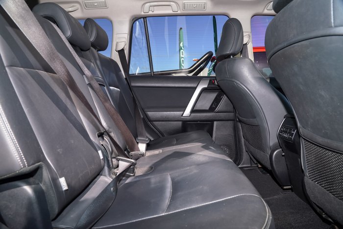 2017 Toyota Landcruiser Prado Altitude