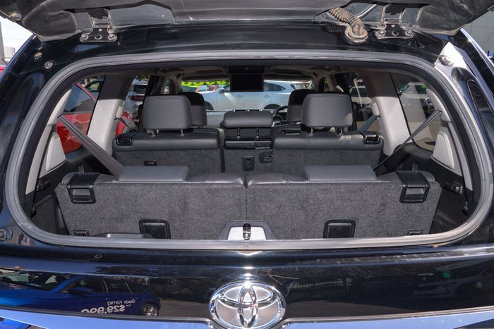 2017 Toyota Landcruiser Prado Altitude