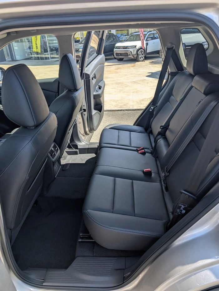 2025 Nissan X-TRAIL ST-L