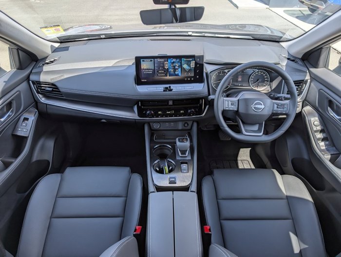 2025 Nissan X-TRAIL ST-L