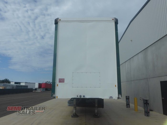 2013 Maxitrans 22 Pallet Curtainsider   